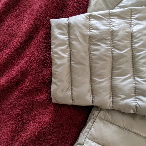 Italian Pearl Trimmed Gray Slim Puffer Jacket Size XL - Picture 2 of 14